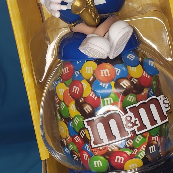 M&M's Candy Novelty Dispenser - Picture 8 of 9
